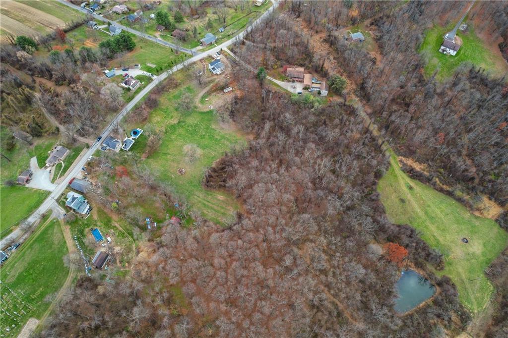 139 Munntown Road Eighty Four, PA 15330 - Photo 32 of 39