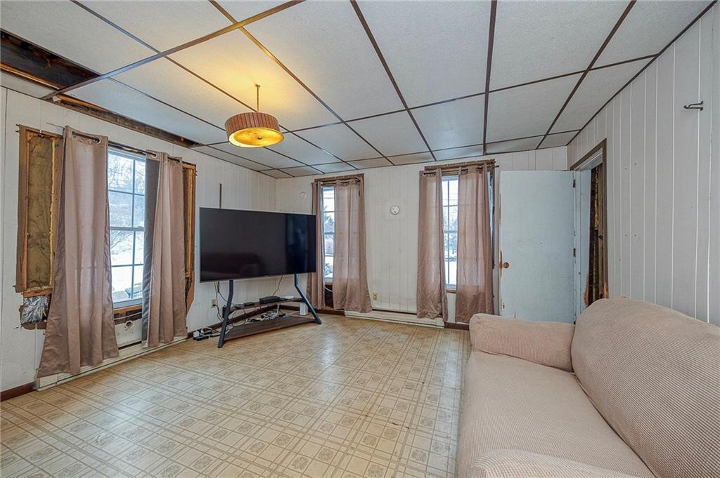 139 Munntown Road Eighty Four, PA 15330 - Photo 10 of 39