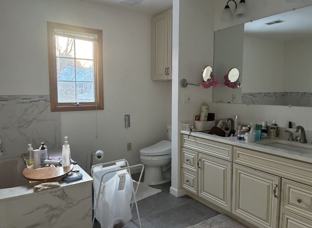 29 Page Road Weston, MA 02493 - Photo 14 of 25