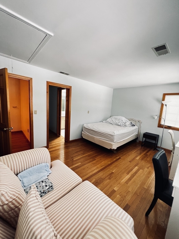 29 Page Road Weston, MA 02493 - Photo 23 of 25