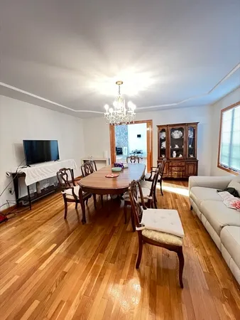 $10,000 | 29 Page Road, Weston, MA 02493