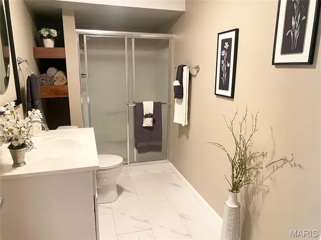 $379,900 | 200 Brookview Way Court, O'Fallon, MO 63366