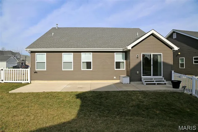 $379,900 | 200 Brookview Way Court, O'Fallon, MO 63366