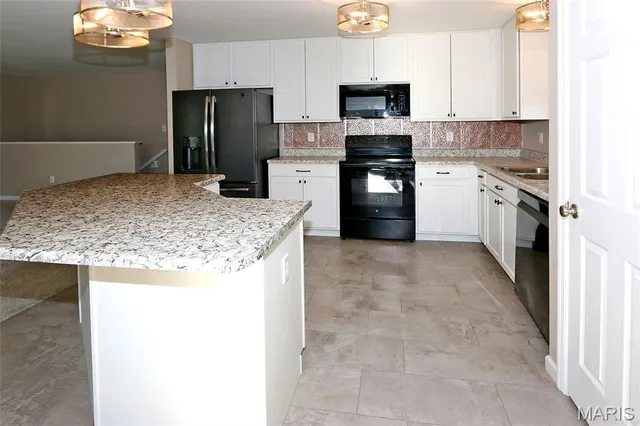 $379,900 | 200 Brookview Way Court, O'Fallon, MO 63366