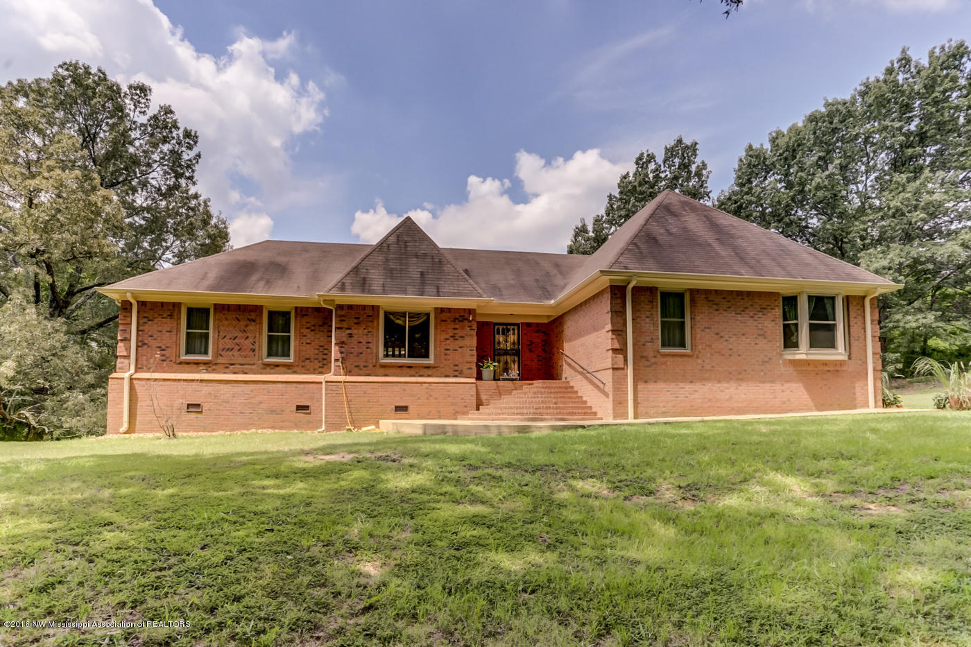 2307 Fogg Road North Nesbit, MS 38651 - Photo 1 of 26 Primary Photo