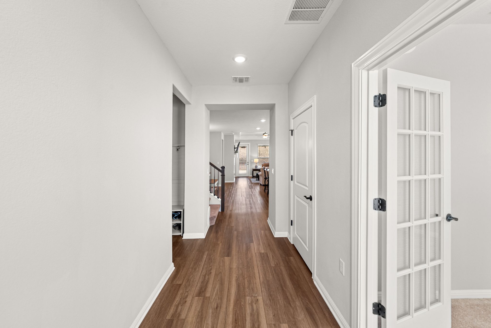 642 Martingale Street Georgetown, TX 78633 - Photo 4 of 40 Step inside to a bright, airy foyer with upgraded LVP flooring.