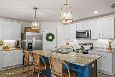 $334,000 | 102 Spikes Circle, Southport, FL 32409