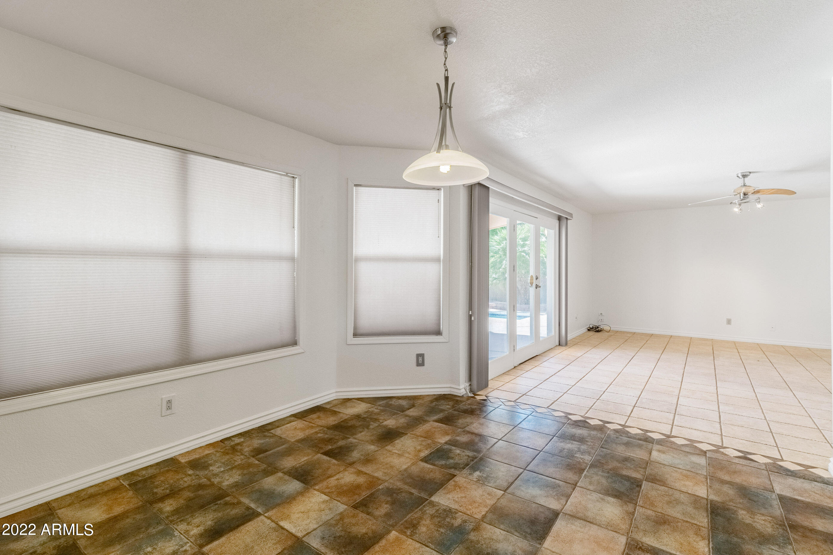 7383 West Utopia Road Glendale, AZ 85308 - Photo 15 of 49 Breakfast room