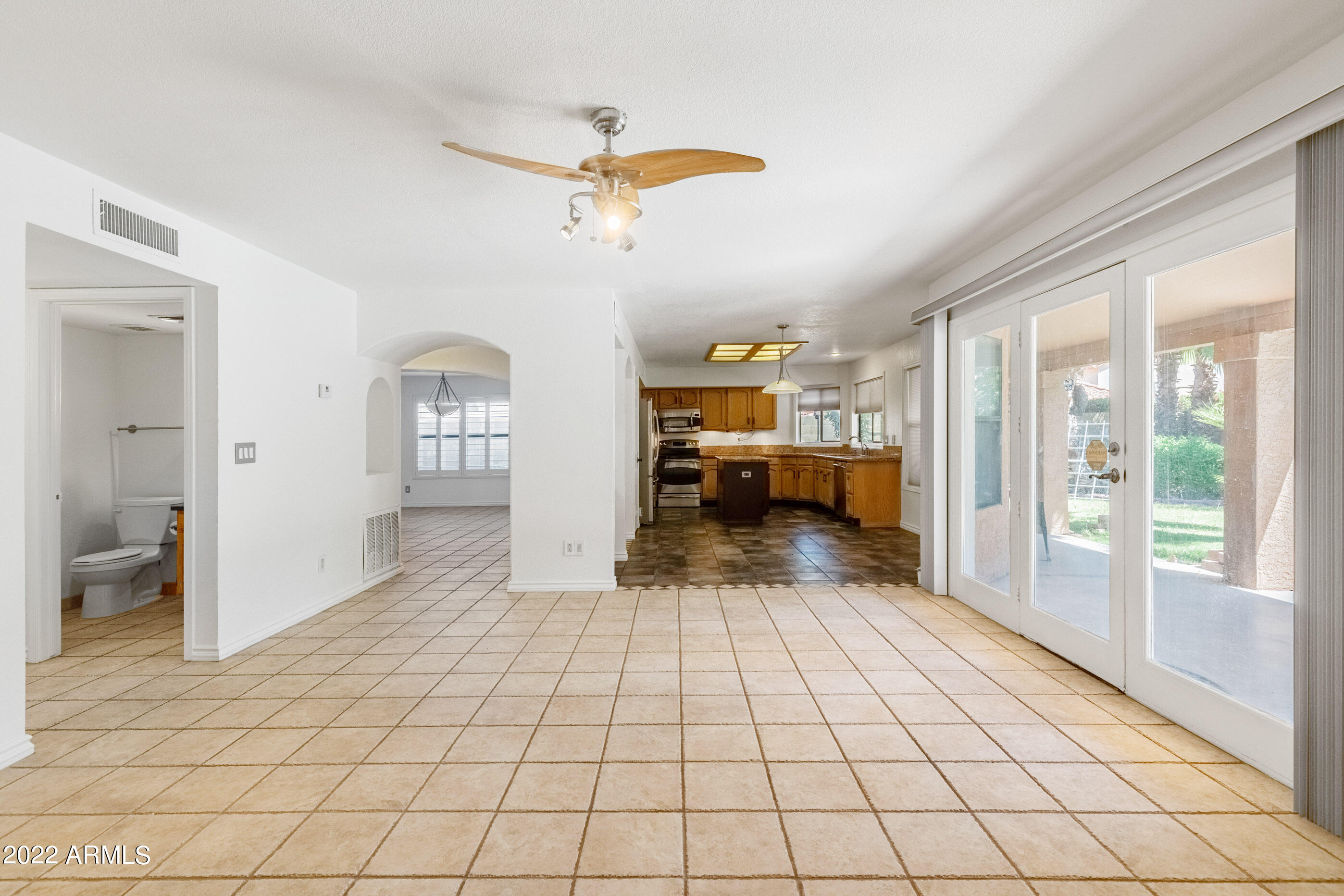 7383 West Utopia Road Glendale, AZ 85308 - Photo 19 of 49 Family room