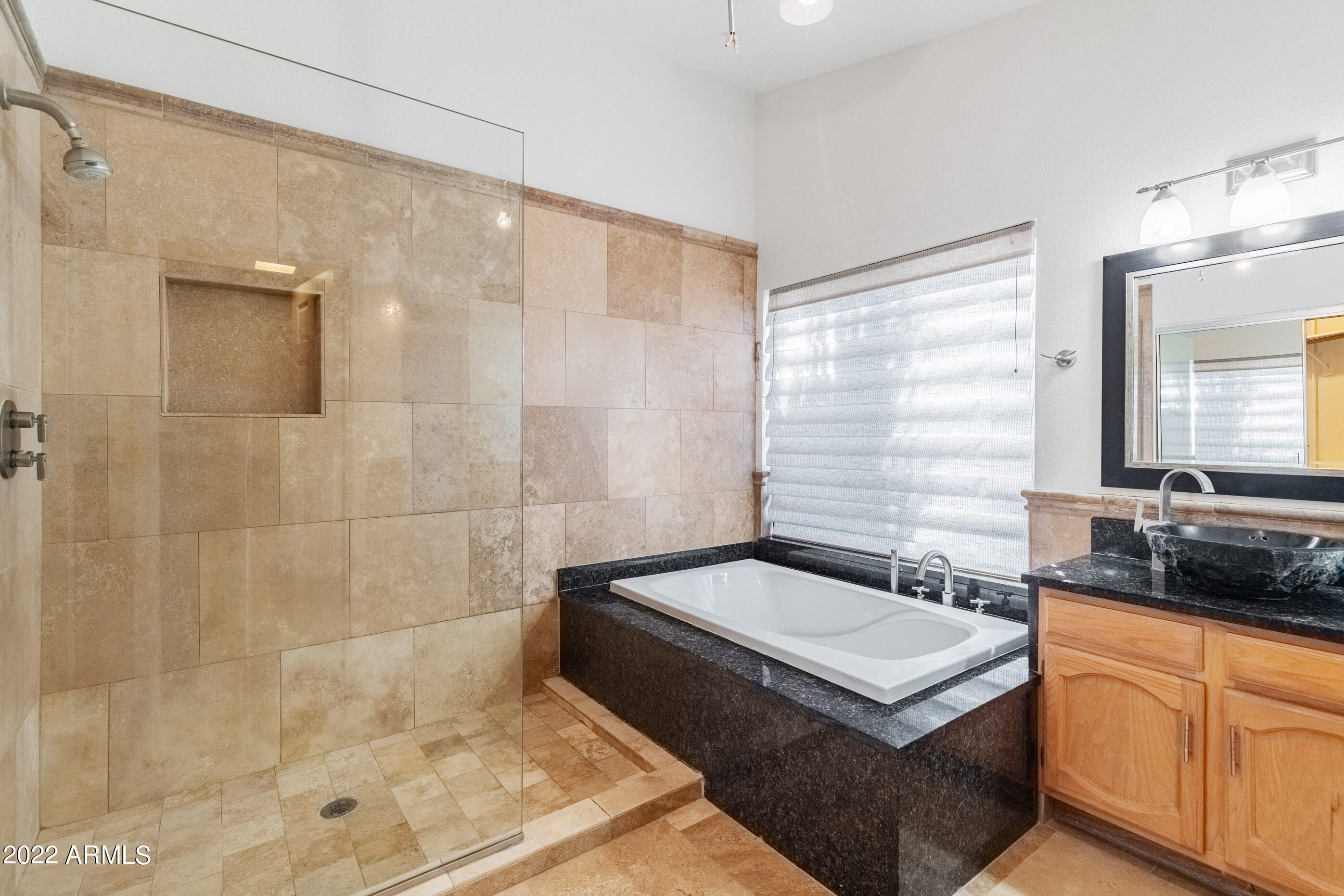7383 West Utopia Road Glendale, AZ 85308 - Photo 25 of 49 Master bathroom