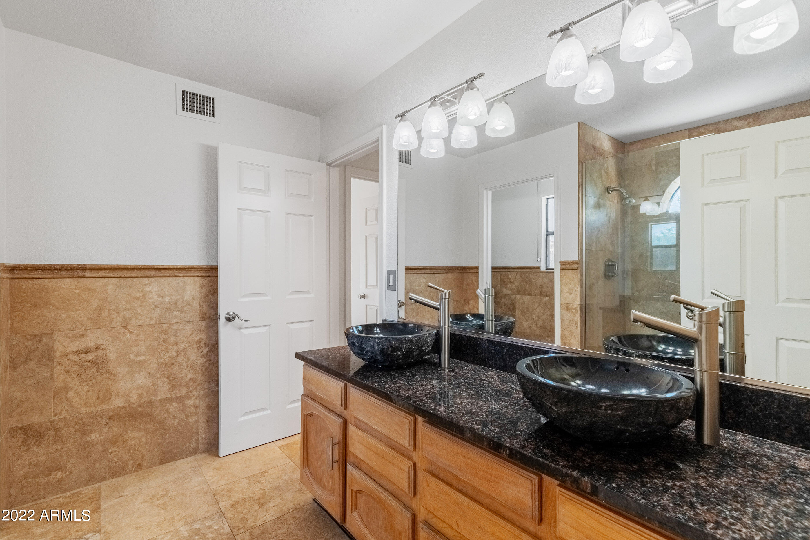 7383 West Utopia Road Glendale, AZ 85308 - Photo 41 of 49 Bath