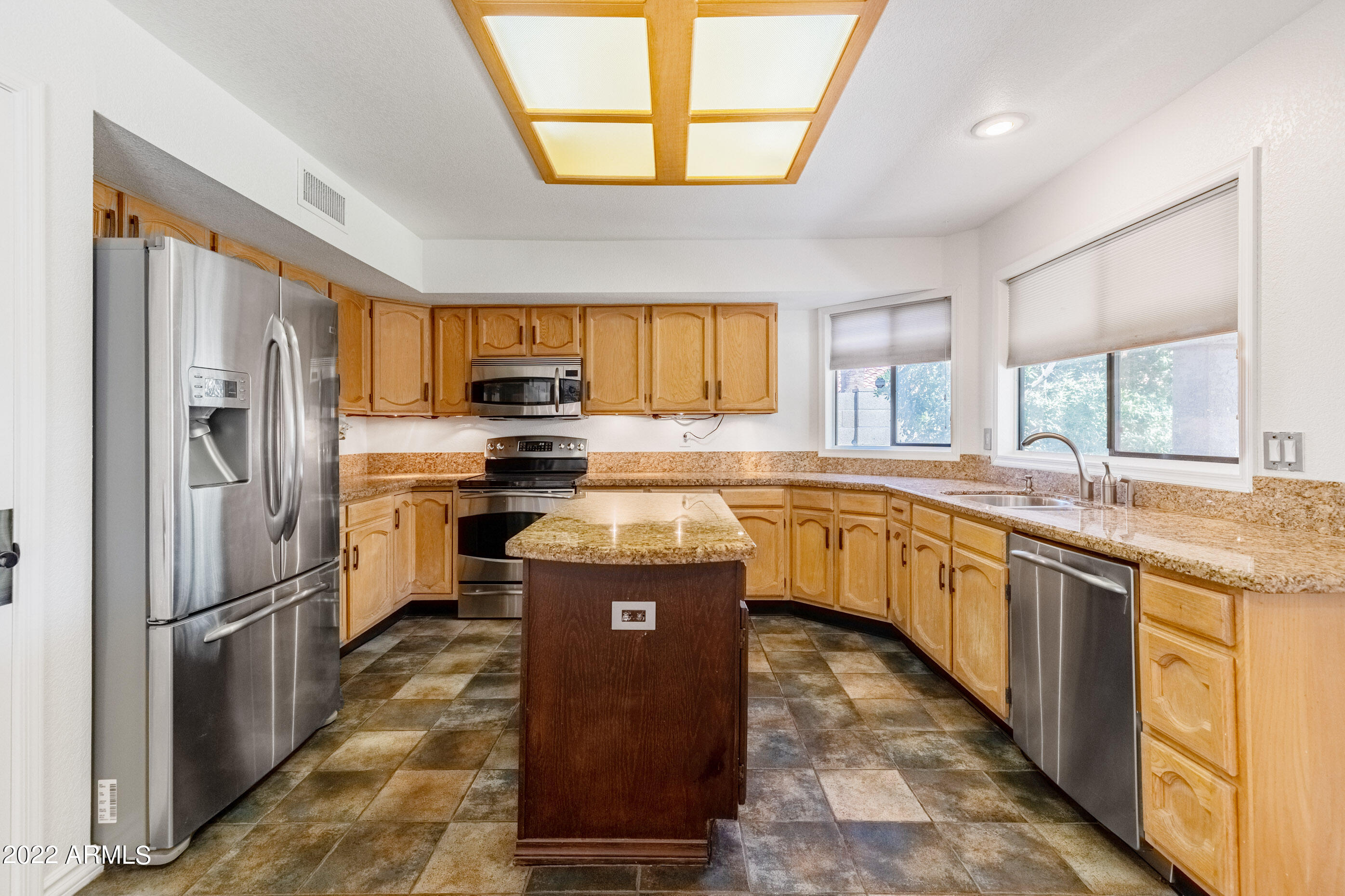 7383 West Utopia Road Glendale, AZ 85308 - Photo 10 of 49 Kitchen
