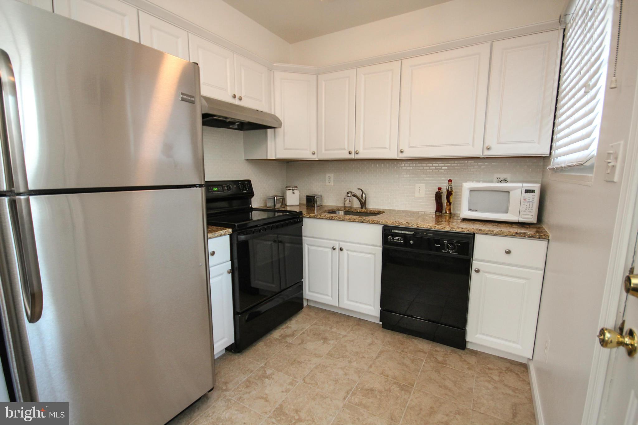 3927 Weller Road Silver Spring, MD 20906 - Photo 10 of 30 Kitchen