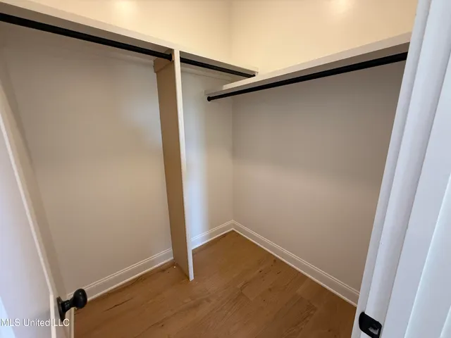 $362,900 | 682 Bolivar Drive, Nesbit, MS 38651