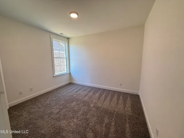 $362,900 | 682 Bolivar Drive, Nesbit, MS 38651