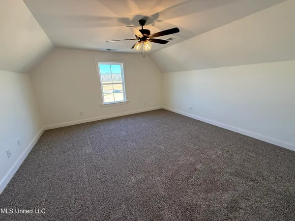 $363,900 | 682 Bolivar Drive, Nesbit, MS 38651