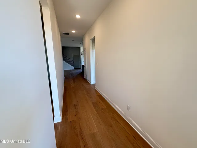 $362,900 | 682 Bolivar Drive, Nesbit, MS 38651