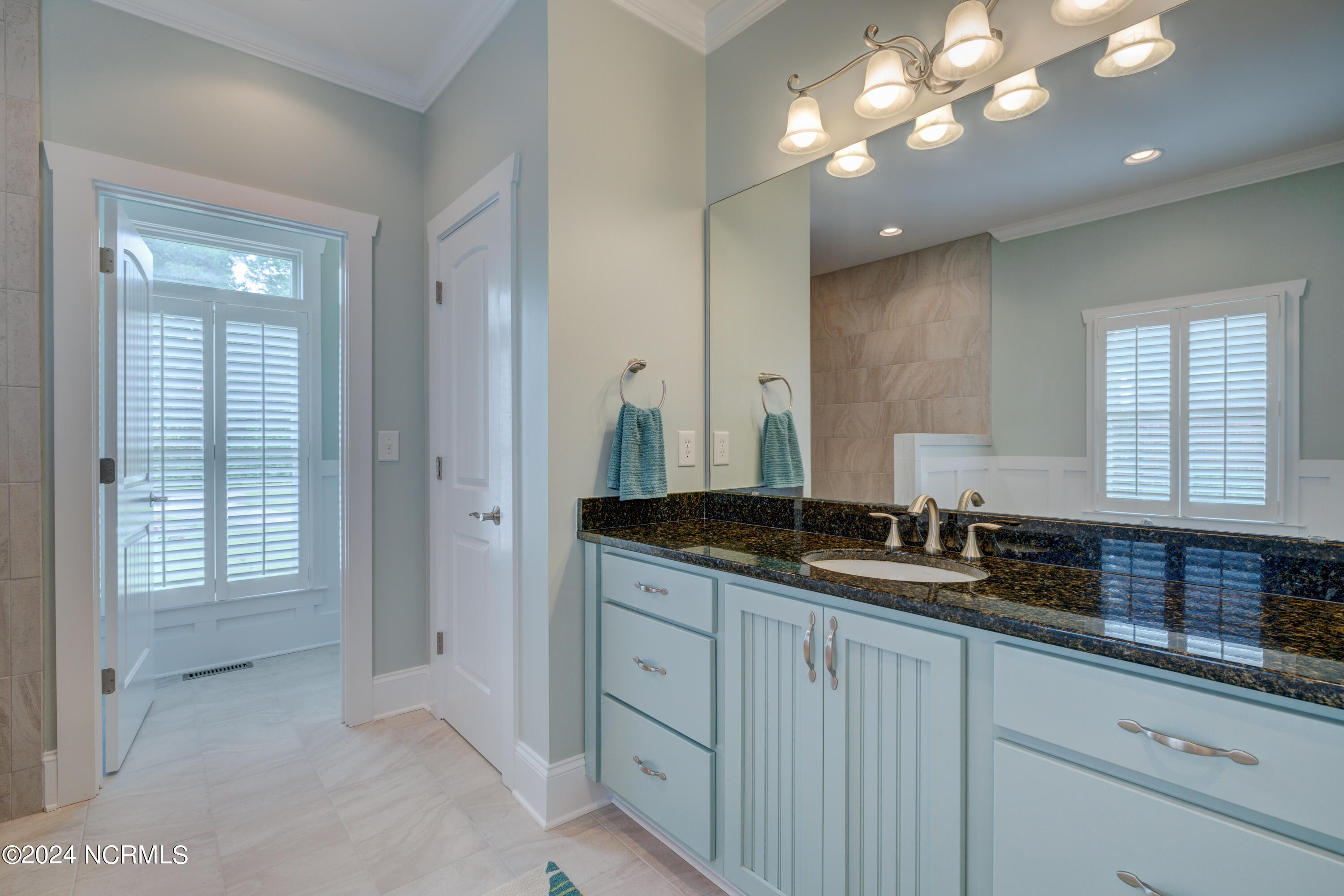 89 H L Smith Road Wilmington, NC 28411 - Photo 40 of 53 Primary bath