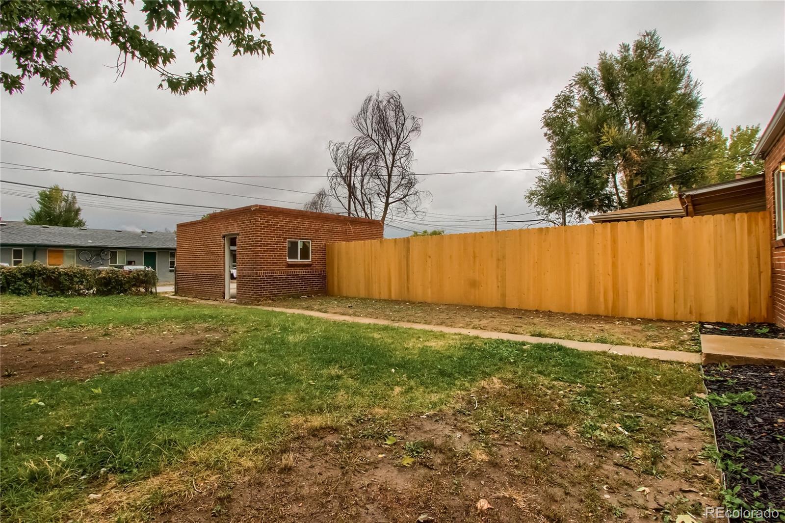2821 Harrison Street Denver, CO 80205 - Photo 23 of 24 a view of a backyard