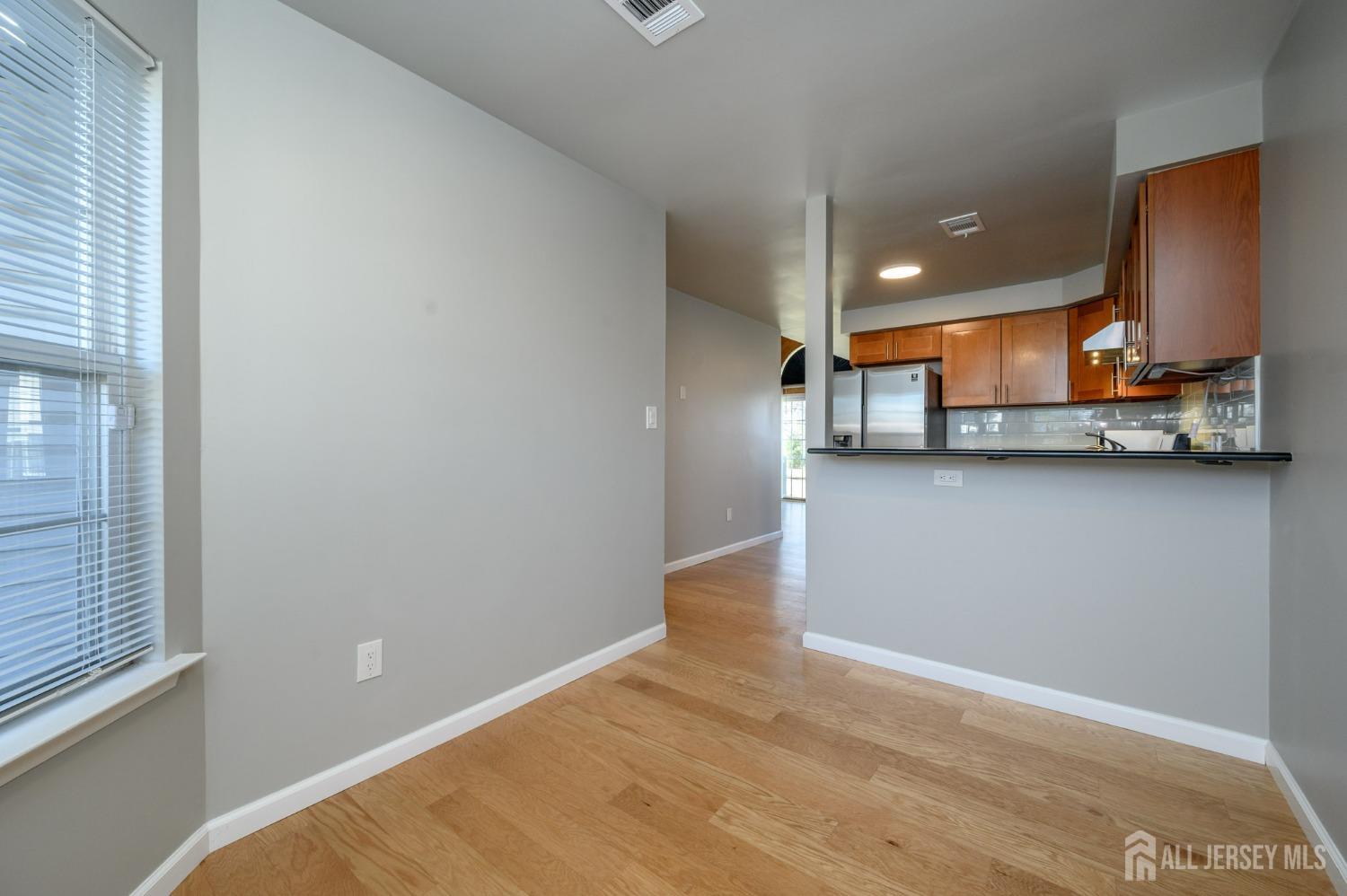 131 Nebula Road Piscataway, NJ 08854 - Photo 8 of 36 Gallery Image 8