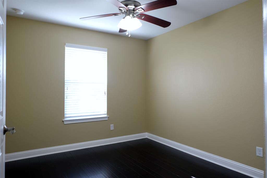 3003 Allister Street Dallas, TX 75229 - Photo 14 of 21
