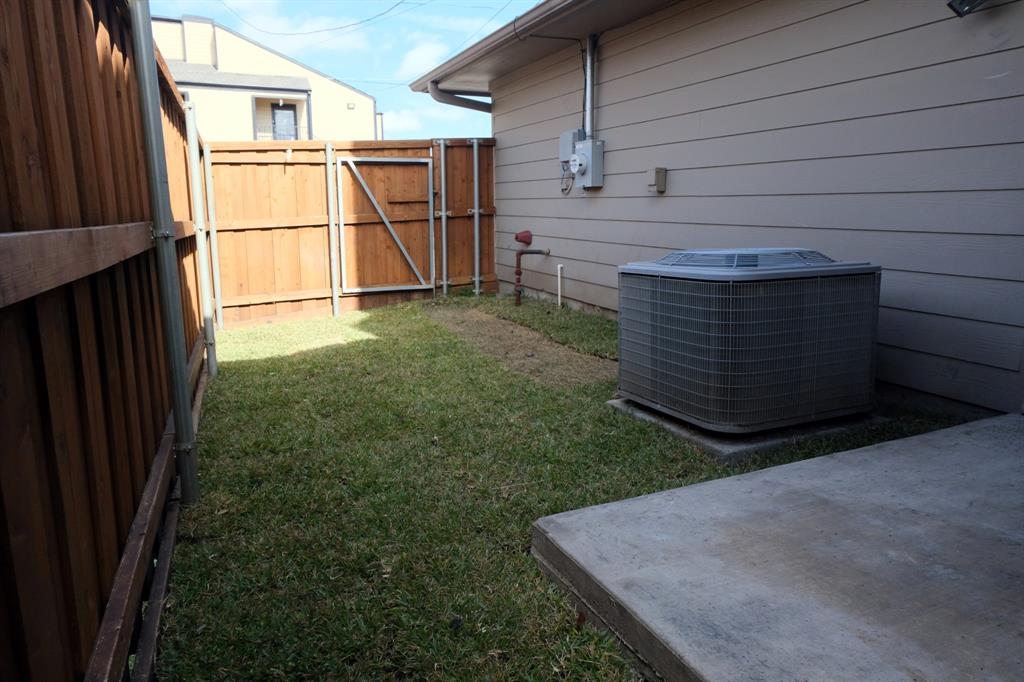 3003 Allister Street Dallas, TX 75229 - Photo 19 of 21