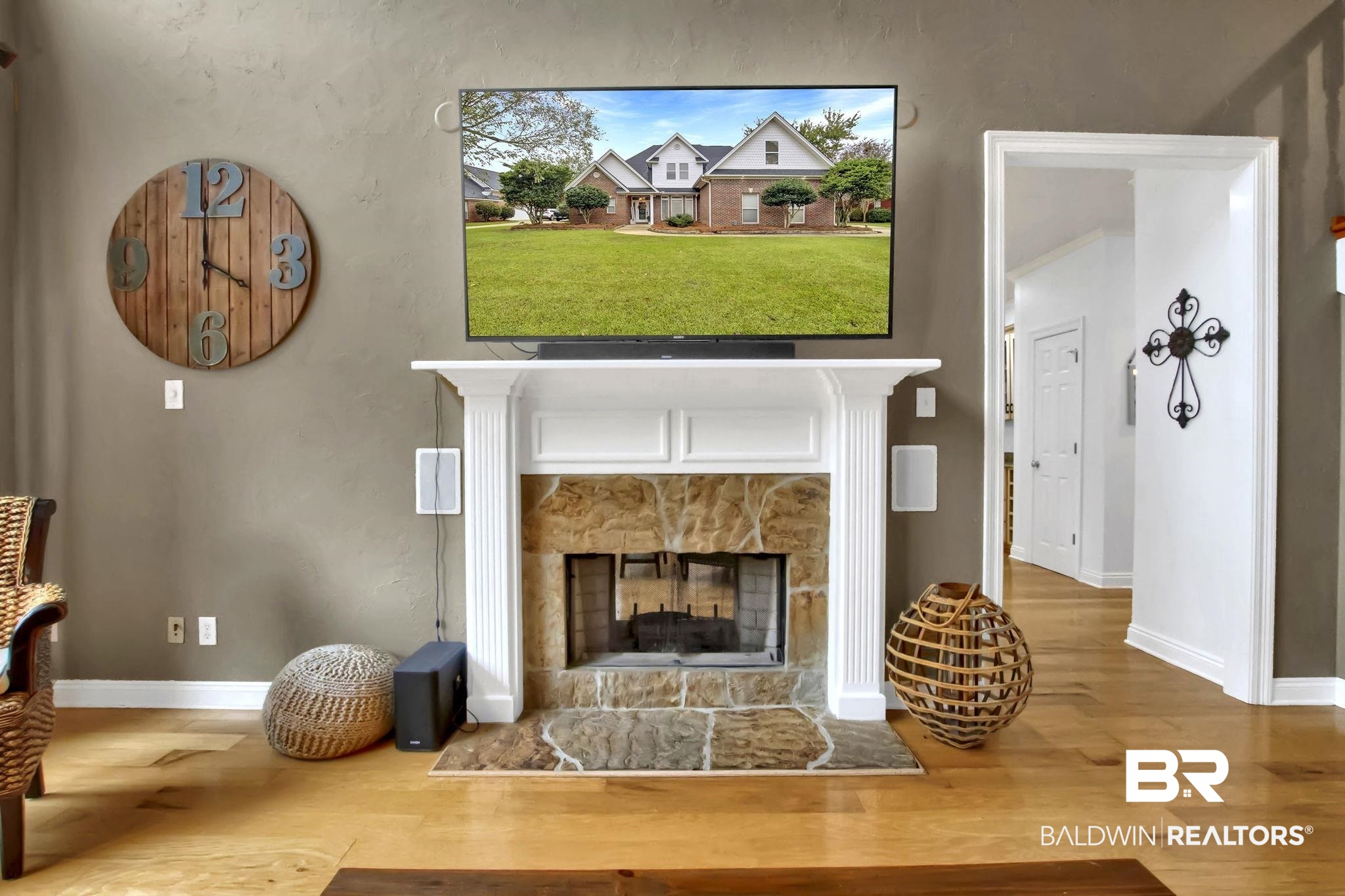 9002 Parliament Circle Daphne, AL 36526 - Photo 14 of 73 Living Room