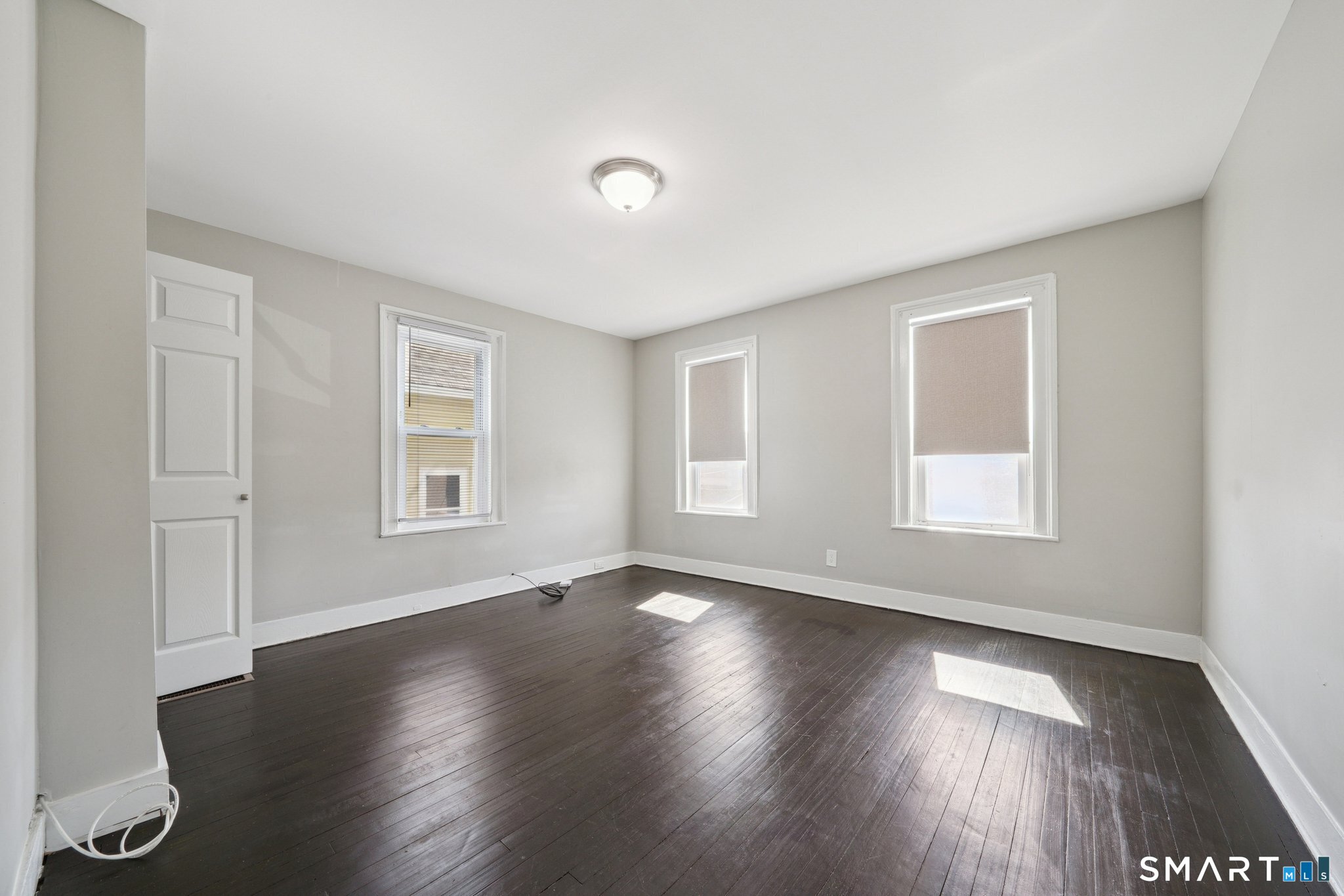 73 Orange Street Bridgeport, CT 06607 - Photo 19 of 32