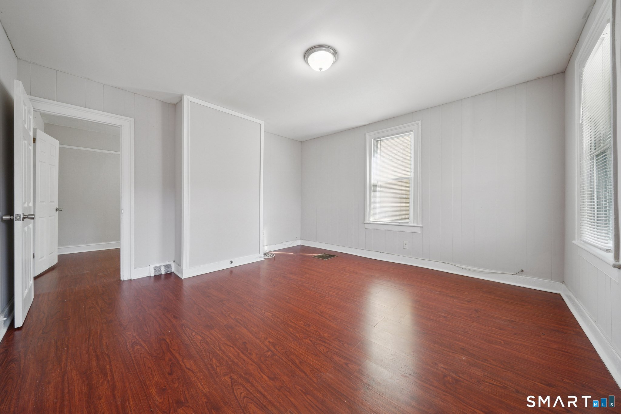 73 Orange Street Bridgeport, CT 06607 - Photo 3 of 32