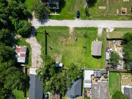 $49,900 | 604 Maiden Lane, Richmond, TX 77469