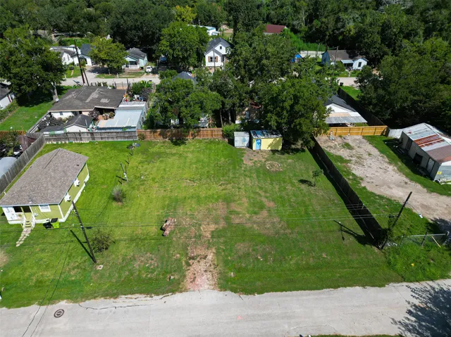 $49,900 | 604 Maiden Lane, Richmond, TX 77469