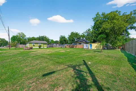 $49,900 | 604 Maiden Lane, Richmond, TX 77469