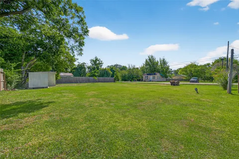 $49,900 | 604 Maiden Lane, Richmond, TX 77469