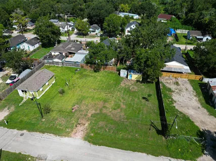 $49,900 | 604 Maiden Lane, Richmond, TX 77469