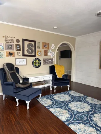 $389,000 | 401 North 19th Street, Junction, TX 76849