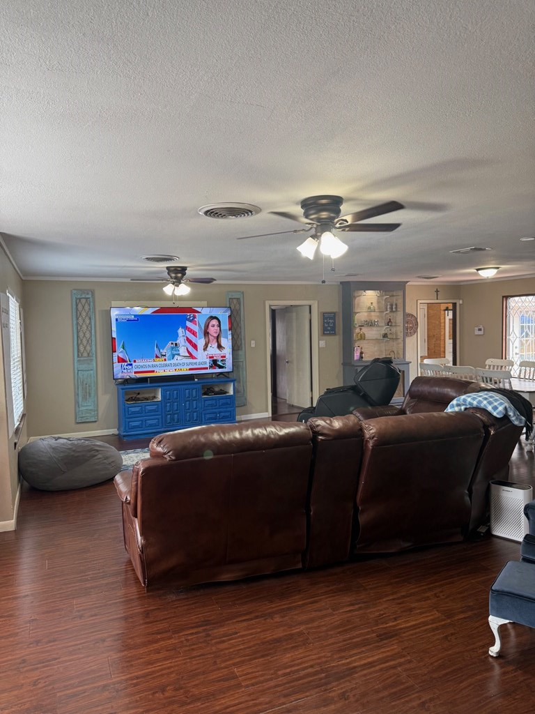 401 North 19th Street Junction, TX 76849 - Photo 13 of 24