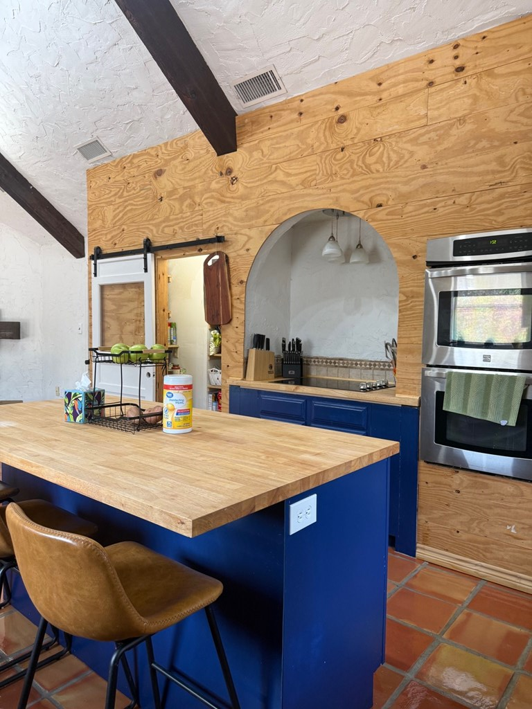 401 North 19th Street Junction, TX 76849 - Photo 4 of 24