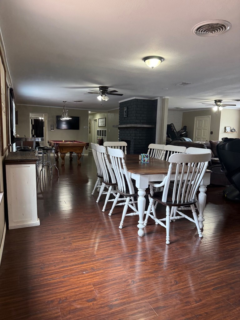 401 North 19th Street Junction, TX 76849 - Photo 5 of 24