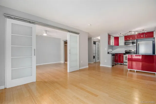 $1,500 | 1032 North Clarkson Street, Unit 205, Denver, CO 80218