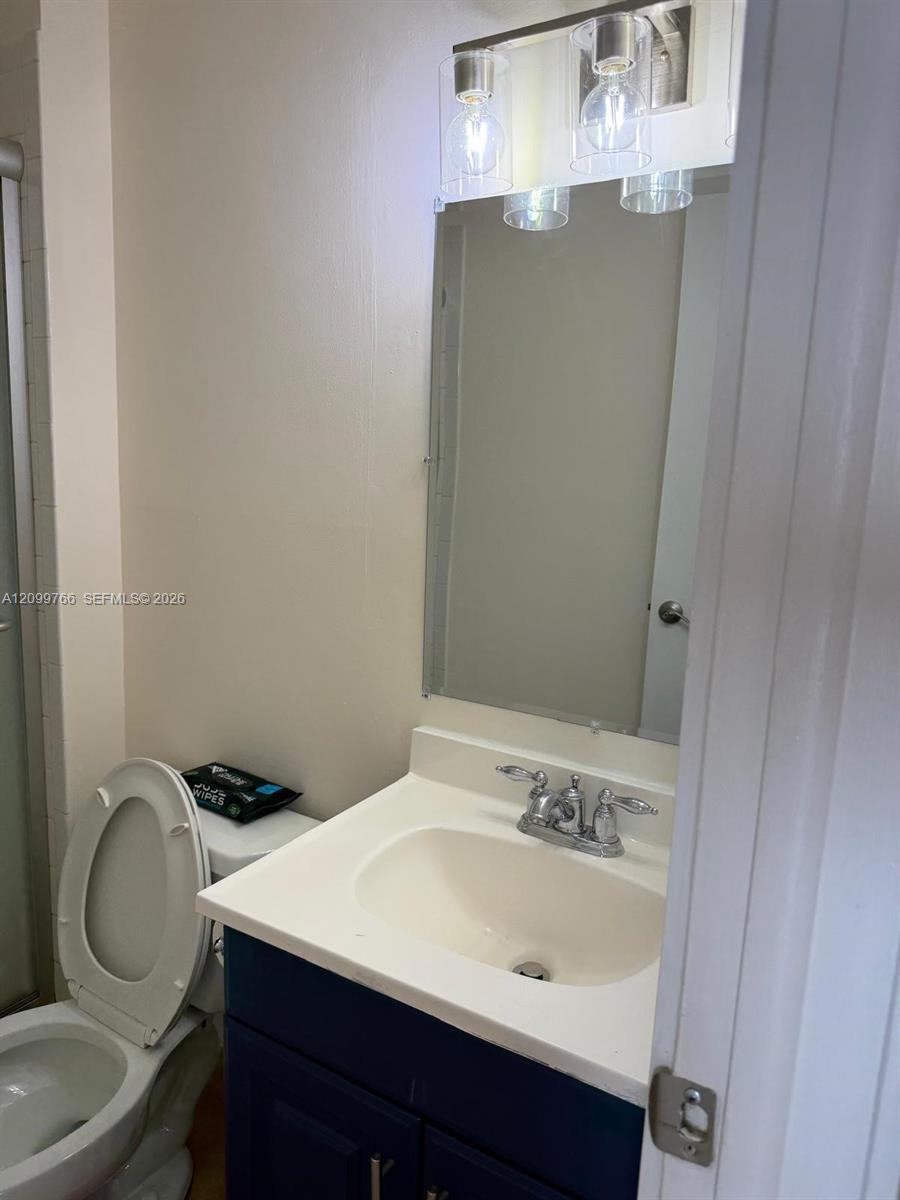 8289 Barnyard Way Boca Raton, FL 33433 - Photo 19 of 39 Gallery Image 19