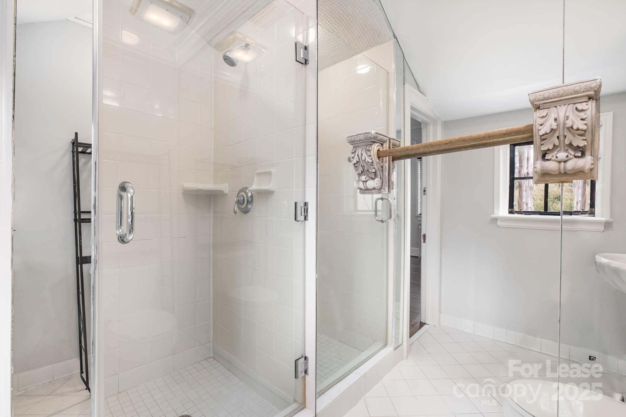 1107 Queens Road Charlotte, NC 28207 - Photo 16 of 33