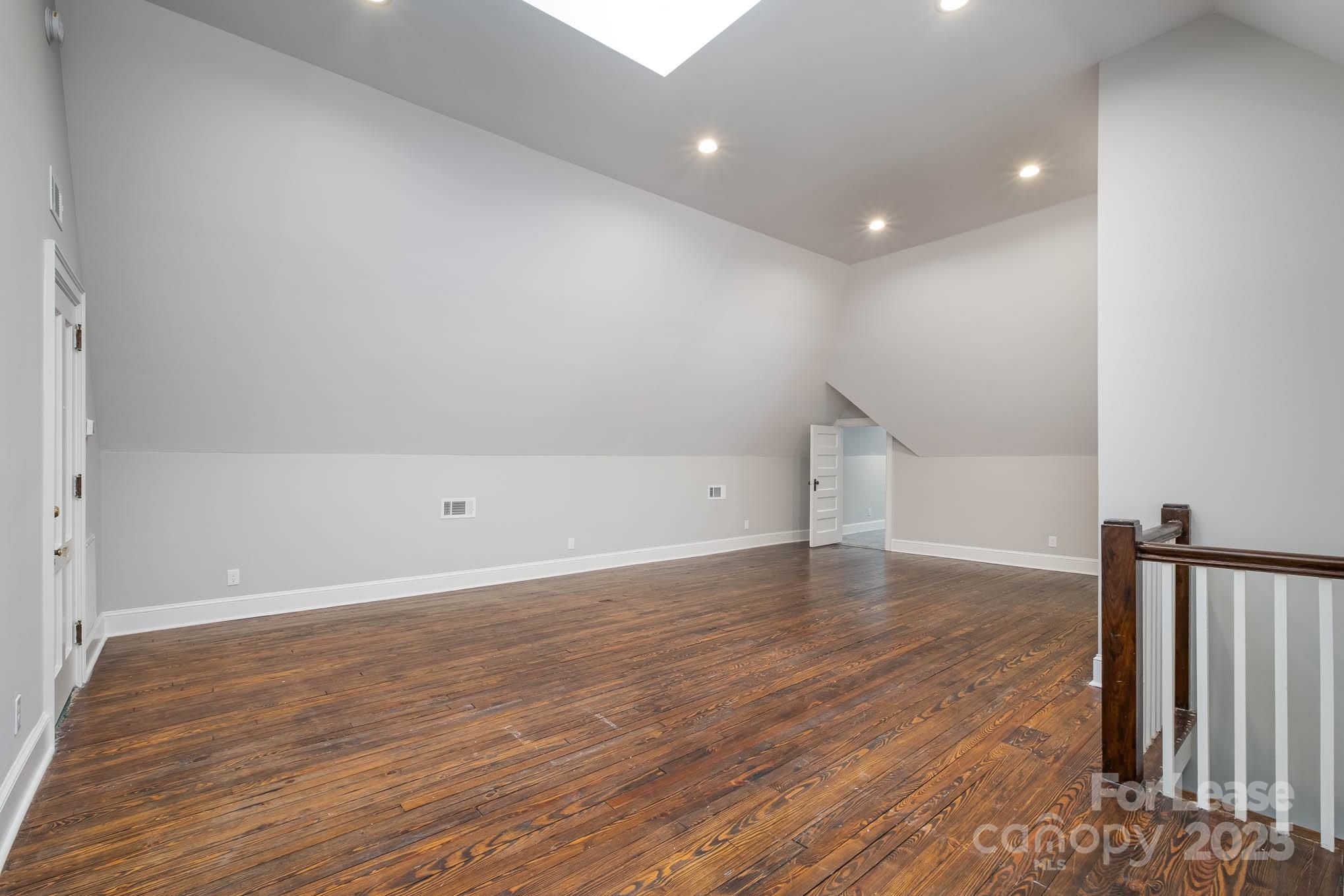 1107 Queens Road Charlotte, NC 28207 - Photo 23 of 33