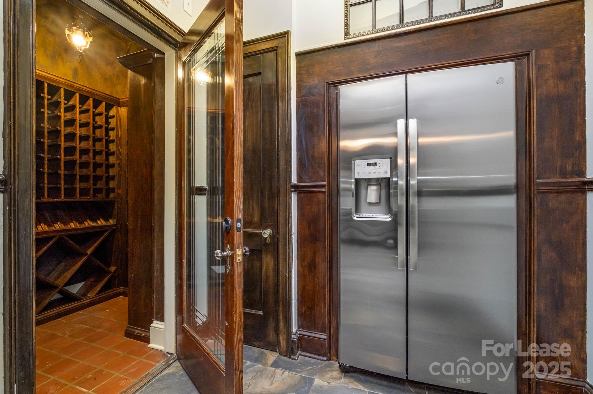 1107 Queens Road Charlotte, NC 28207 - Photo 10 of 33