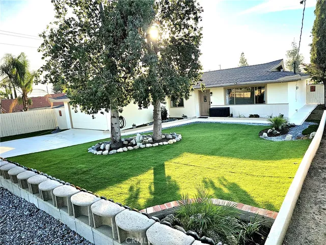 a view of a living room