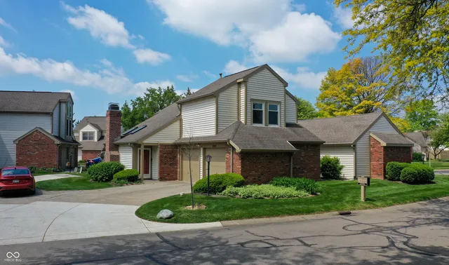 $277,500 | 11614 Buttonwood Drive, Carmel, IN 46033