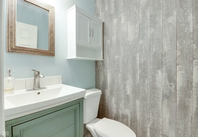 $277,500 | 11614 Buttonwood Drive, Carmel, IN 46033