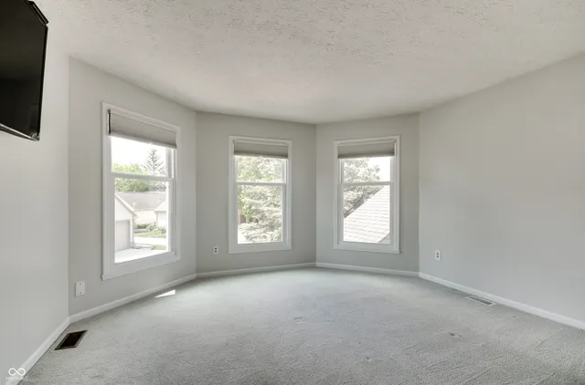 $277,500 | 11614 Buttonwood Drive, Carmel, IN 46033