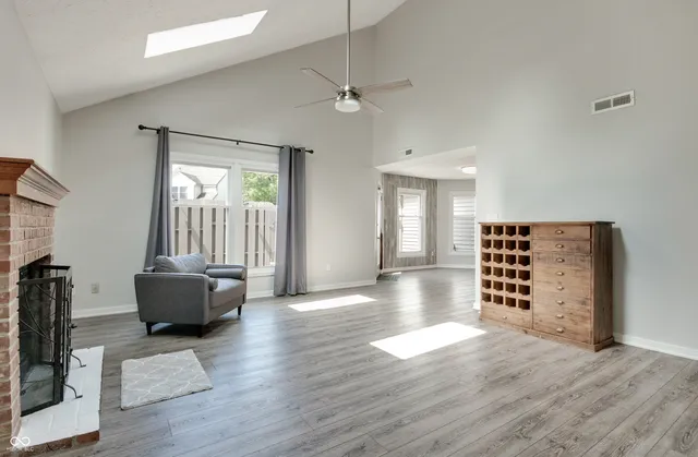 $277,500 | 11614 Buttonwood Drive, Carmel, IN 46033