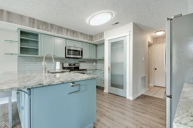 $277,500 | 11614 Buttonwood Drive, Carmel, IN 46033