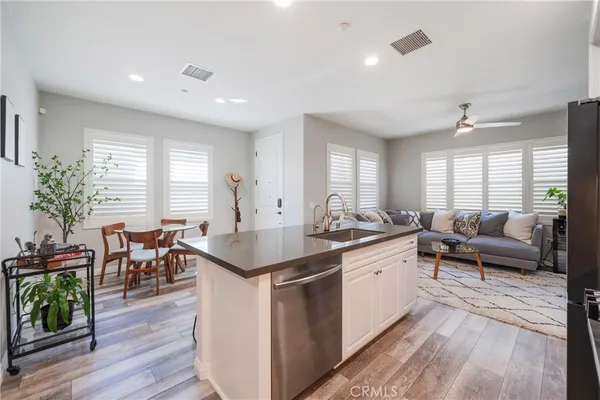 $599,900 | 585 South Kroeger Street, Anaheim, CA 92805